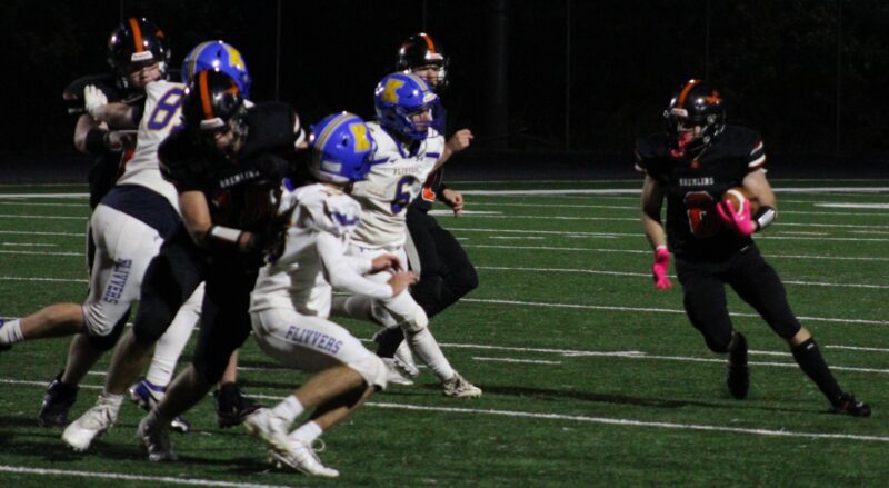 Kingsford runs past Houghton
